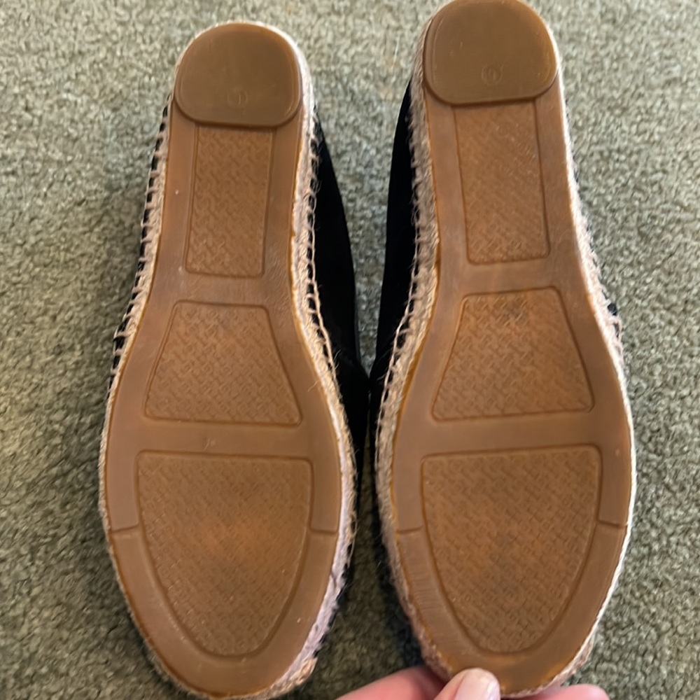 Tory Burch shoe - Picture 7 of 7